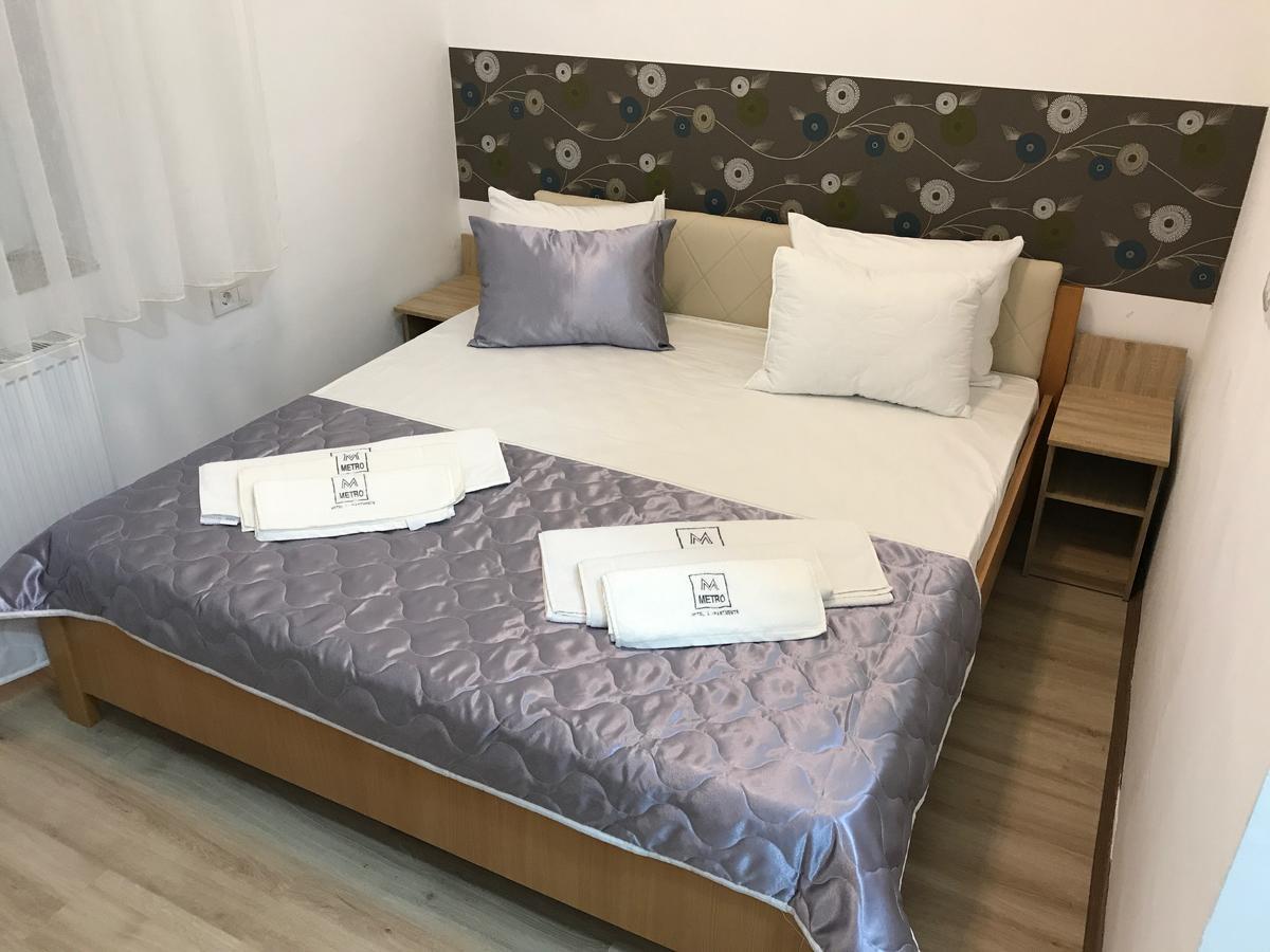 Villa Nina Hotel & Lounge Bar Szkopje Kültér fotó