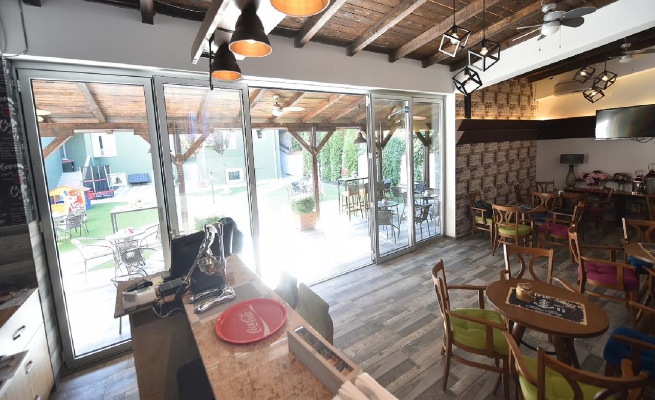 Villa Nina Hotel & Lounge Bar Szkopje Kültér fotó