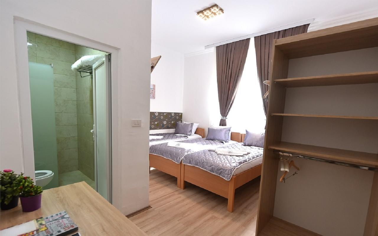 Villa Nina Hotel & Lounge Bar Szkopje Kültér fotó