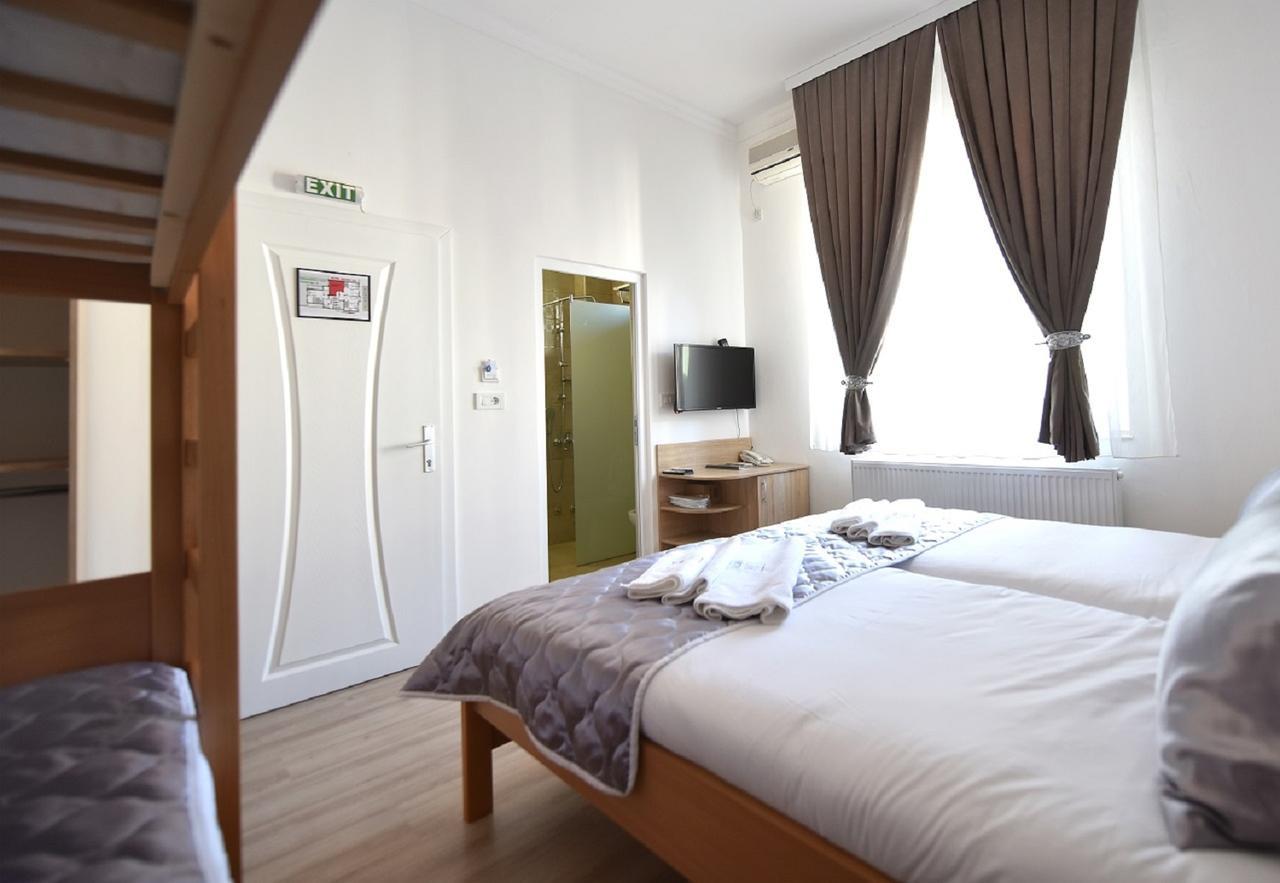 Villa Nina Hotel & Lounge Bar Szkopje Kültér fotó