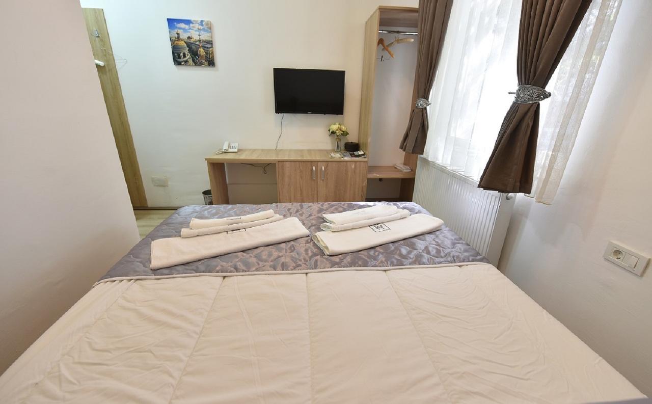 Villa Nina Hotel & Lounge Bar Szkopje Kültér fotó