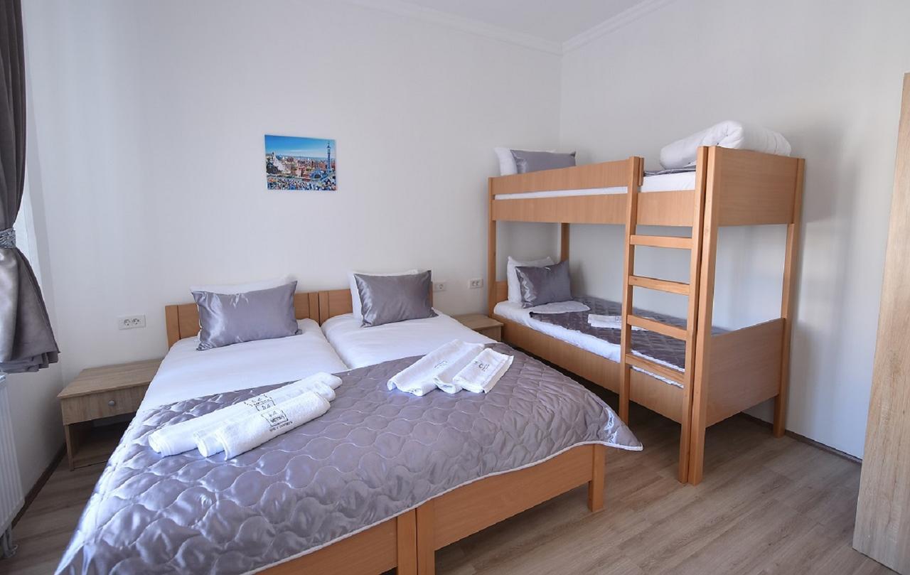 Villa Nina Hotel & Lounge Bar Szkopje Kültér fotó